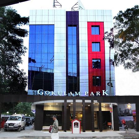 Hotel Gokulam Park Chennai Bagian luar foto