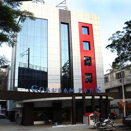 Hotel Gokulam Park Chennai Bagian luar foto