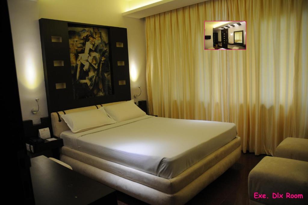 Hotel Gokulam Park Chennai Bagian luar foto