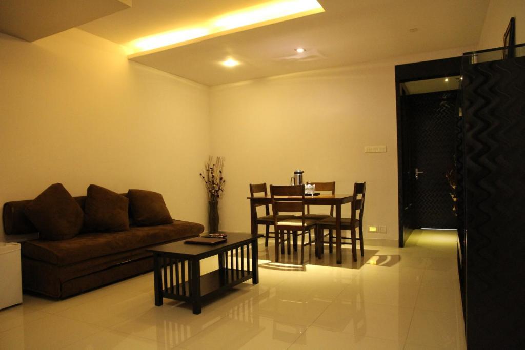 Hotel Gokulam Park Chennai Bagian luar foto